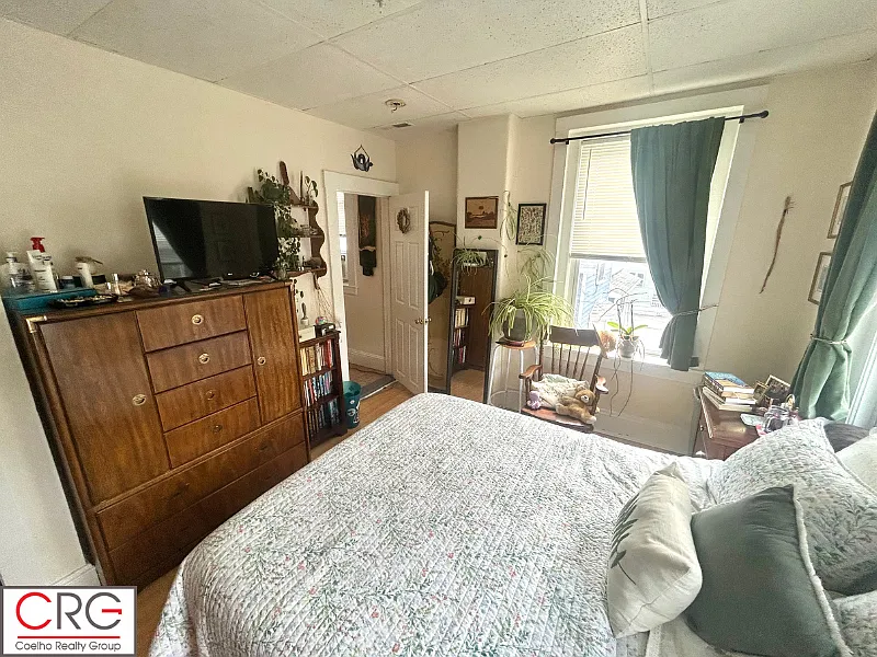 2 bed, 800 sqft, $2,050 — Photo 4
