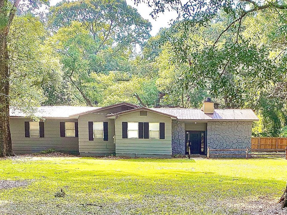 1st image of 8350 Beechwood Dr