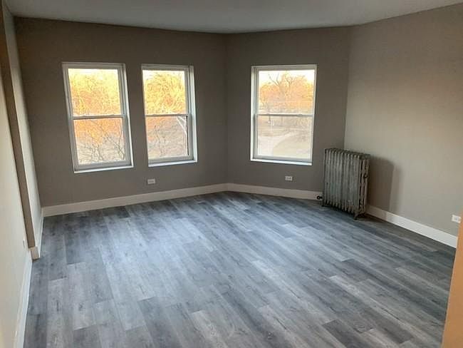 1st image of 5256 S King Dr APT 1A