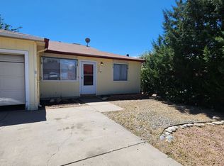 1709 E 21st St, Farmington, NM 87401
