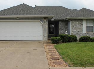 902 W Downing St, Springfield, MO 65807