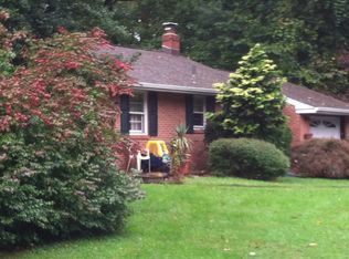2218 Old Orchard Rd, Wilmington, DE 19810