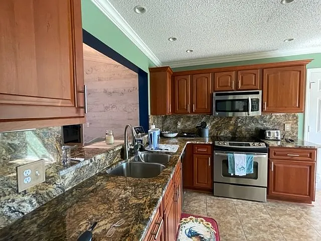 1377 Camero Dr — Photo 6