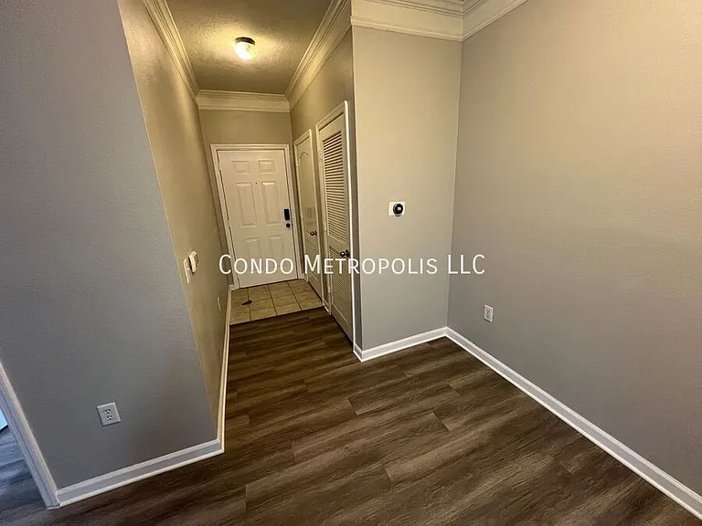 8813 Villa View Cir #108 — Photo 11
