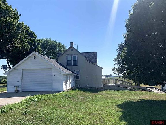 2nd image of 77905 300th St