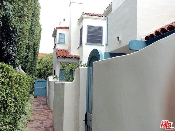 2nd image of 2618 Montana Ave #3