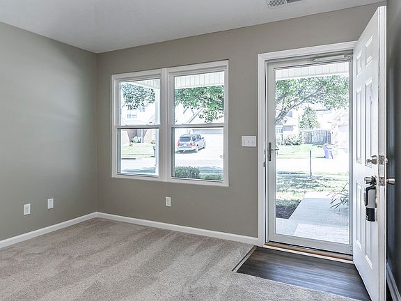 5th image of 2788 Whiteberry Dr