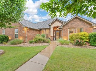 1623 Hawthorne St, Cleburne, TX 76033