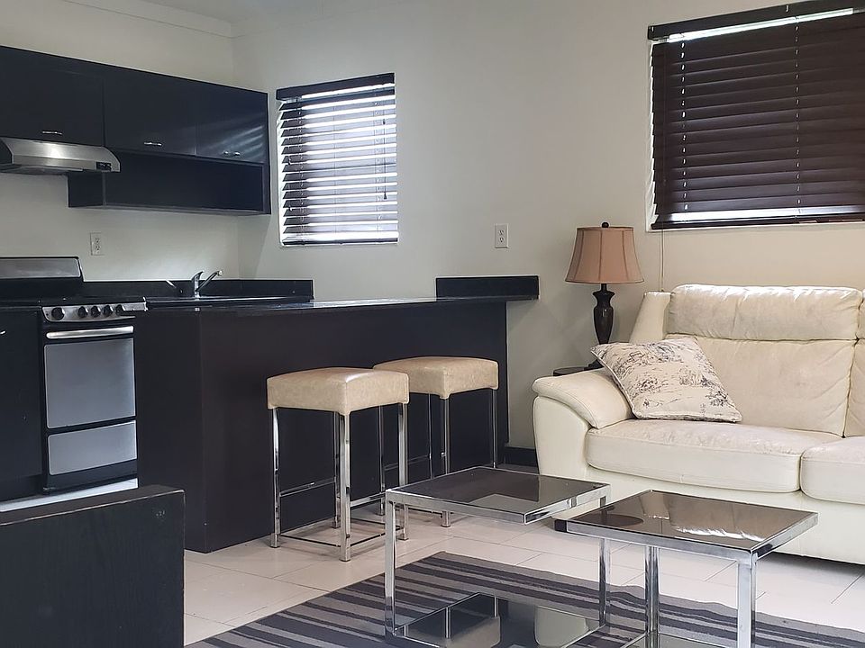 1st image of 1545 Drexel Ave #401