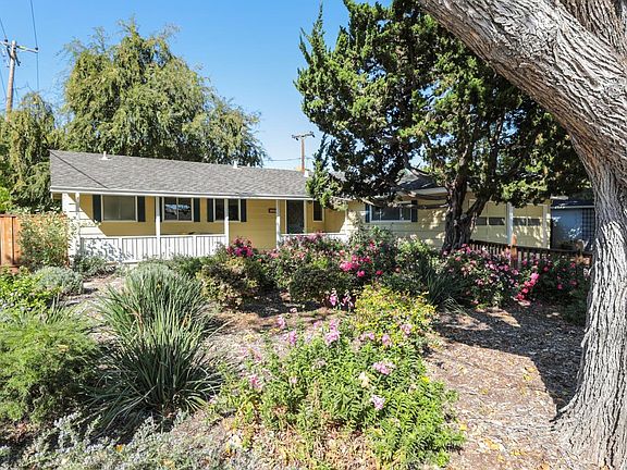 2nd image of 1694 Montalto Dr