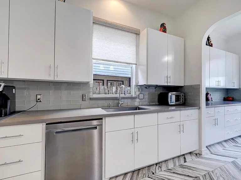 4402 Holt St — Photo 11