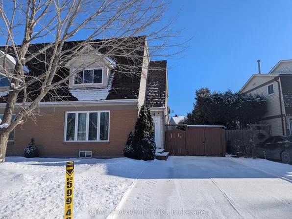44 Winchester Dr, Ottawa, ON K2L 2C9