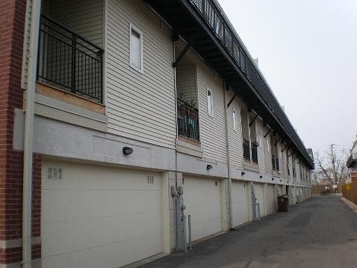 2nd image of 3244 N Kilbourn Ave Unit 13