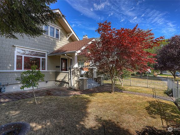 4th image of 1116 N Oakes Street