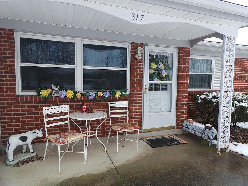 1st image of 317 Scenic Ct
