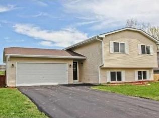 10644 62nd St NE, Albertville, MN 55301