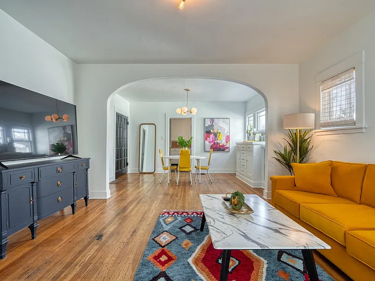 2215 SE Powell Blvd #2 — Photo 8