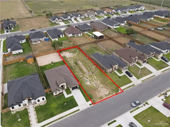 10809 N Sugar Bear Dr, Edinburg, TX 78541