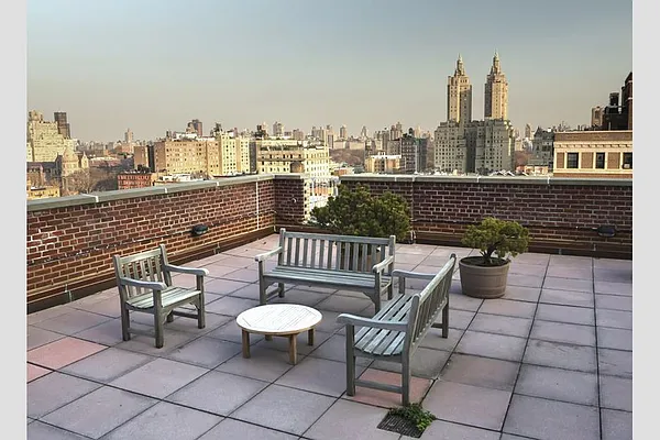 Sold by Stribling | media 25