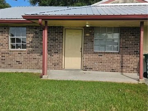 2061 Carver Dr, Marrero, LA 70072