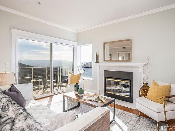 5th image of 775 Mountain View Dr APT 3