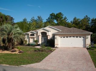 24 Poppy Ct, Homosassa, FL 34446