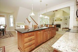 4th image of 5670 Bel Shore Ln
