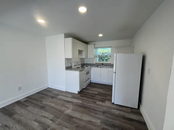 1725 Northeast 148th Street