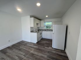 1725 Northeast 148th Street