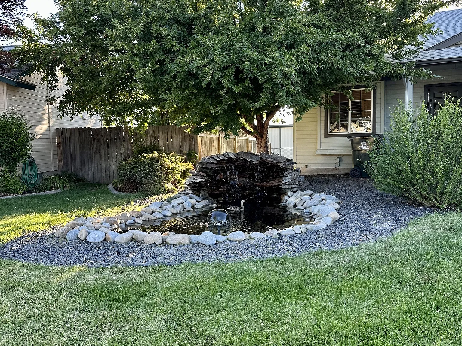 3 bed, 1426 sqft, $2,295 — Photo 3