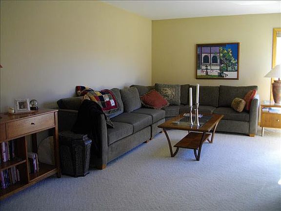 2nd image of 7268 Middlebury Dr