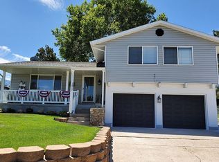 1872 E 7200 S, Cottonwood Heights, UT 84121