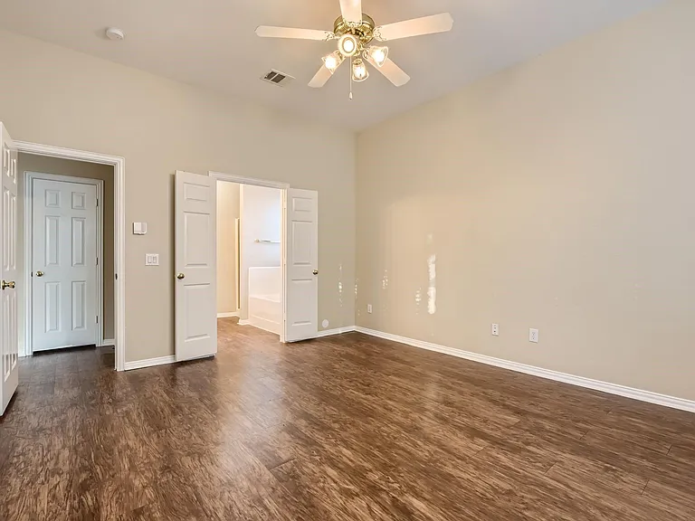 5301 Lily Dr — Photo 12
