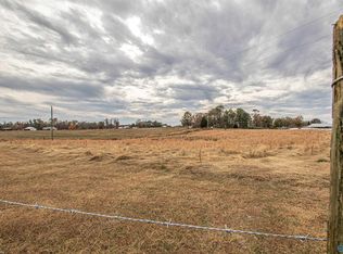 Larkspur Dr, Arab, AL 35016
