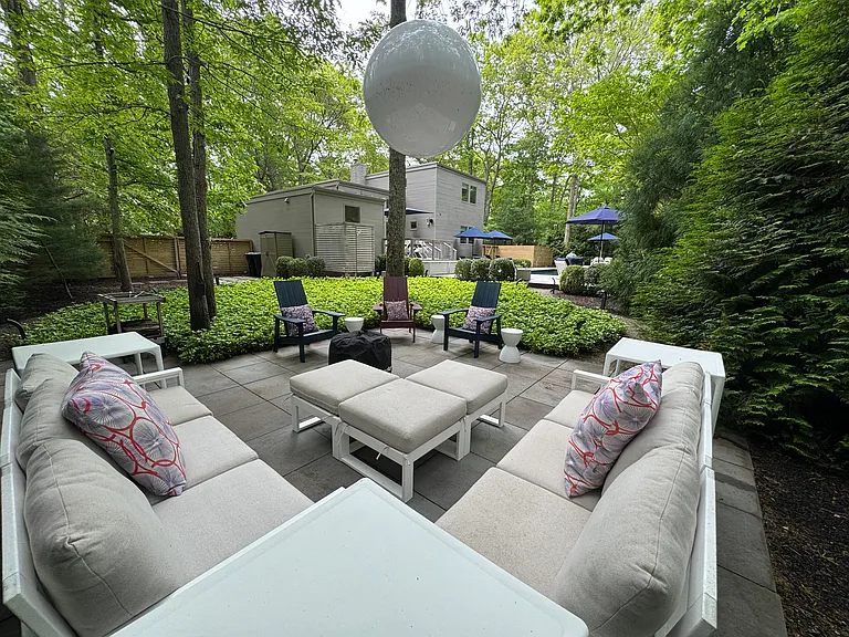 N Cape Ln — Photo 30