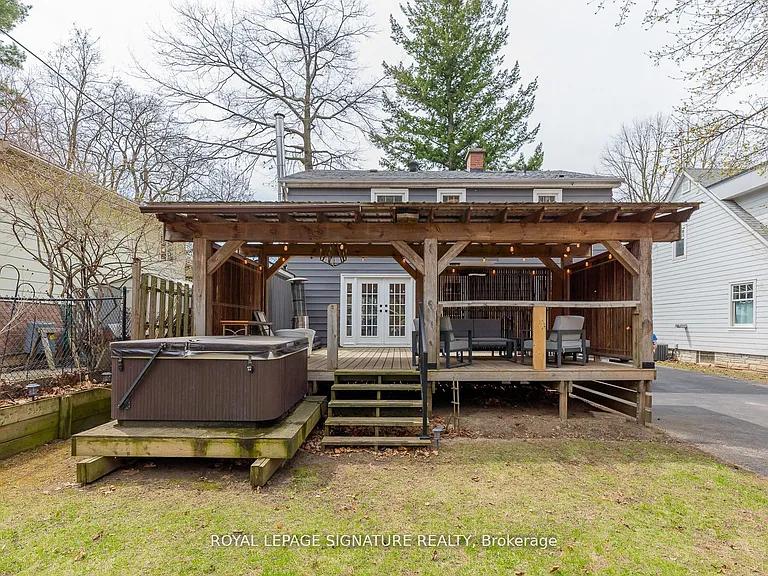 437 Watson Ave — Photo 49