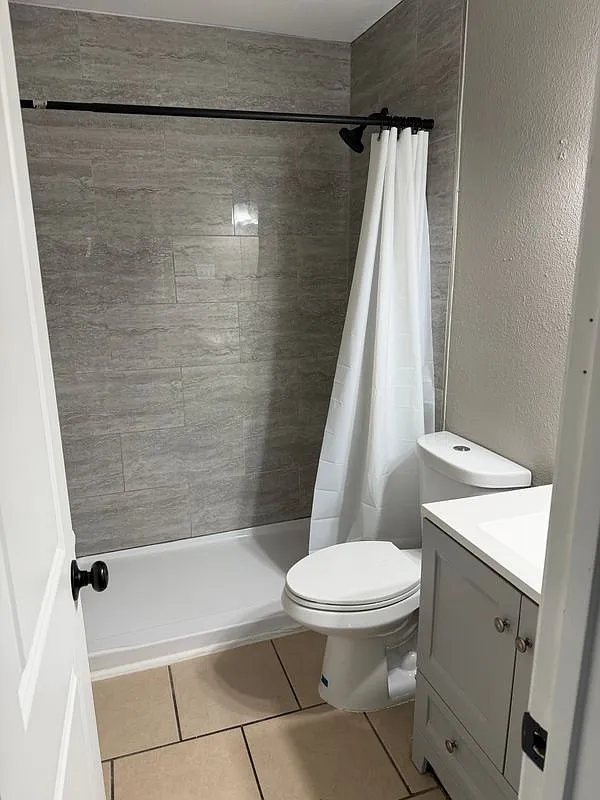 2 bed, 1.0 bath, 1000 sqft, $1,400 — Photo 3