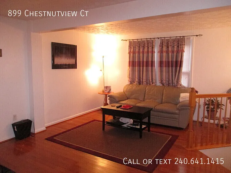 899 Chestnutview Ct — Photo 2
