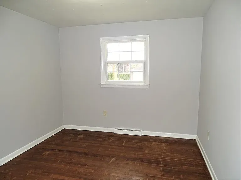 1656 Esbenshade Rd — Photo 10