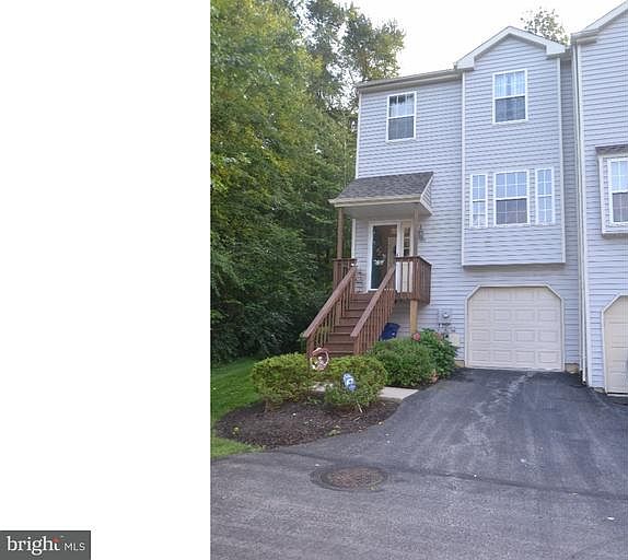 1st image of 106 Brookside Dr