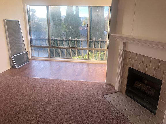 3rd image of 12720 Burbank Blvd Unit 309