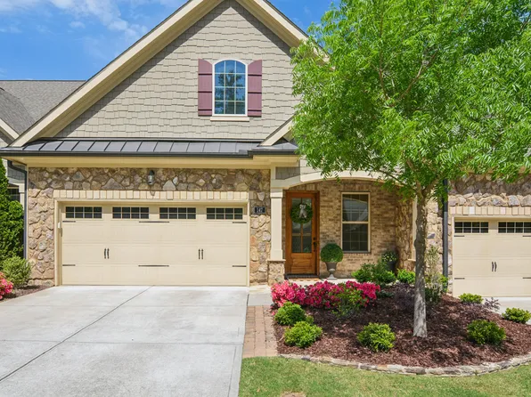 147 Glenpark Pl, Cary, NC 27511