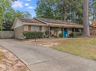 9508 Holly Oak Dr, Shreveport, LA 71118