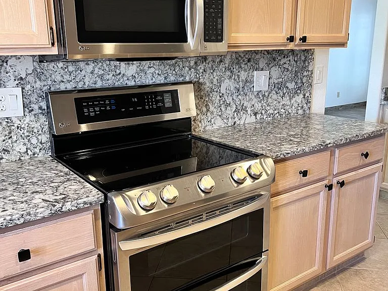3310 E Nighthawk Way — Photo 31