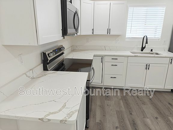 3rd image of 7416 N 62nd Ave