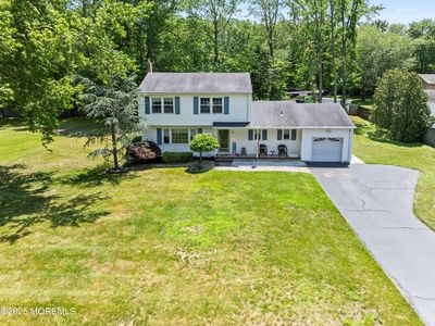 3 Thompson Lane, Manalapan, NJ, 07726