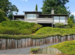 3185 Holiday Dr S, Salem, OR