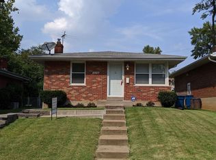 8927 Trefore Ave, Saint Louis, MO 63134