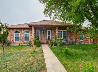 908 Simon Dr, Plano, TX 75025