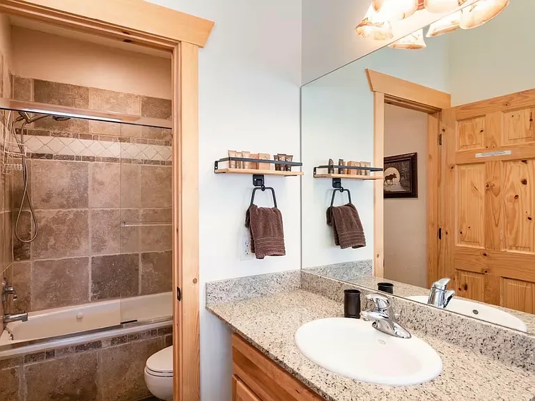 3984 N Timber Wolf Ln #8B — Photo 12